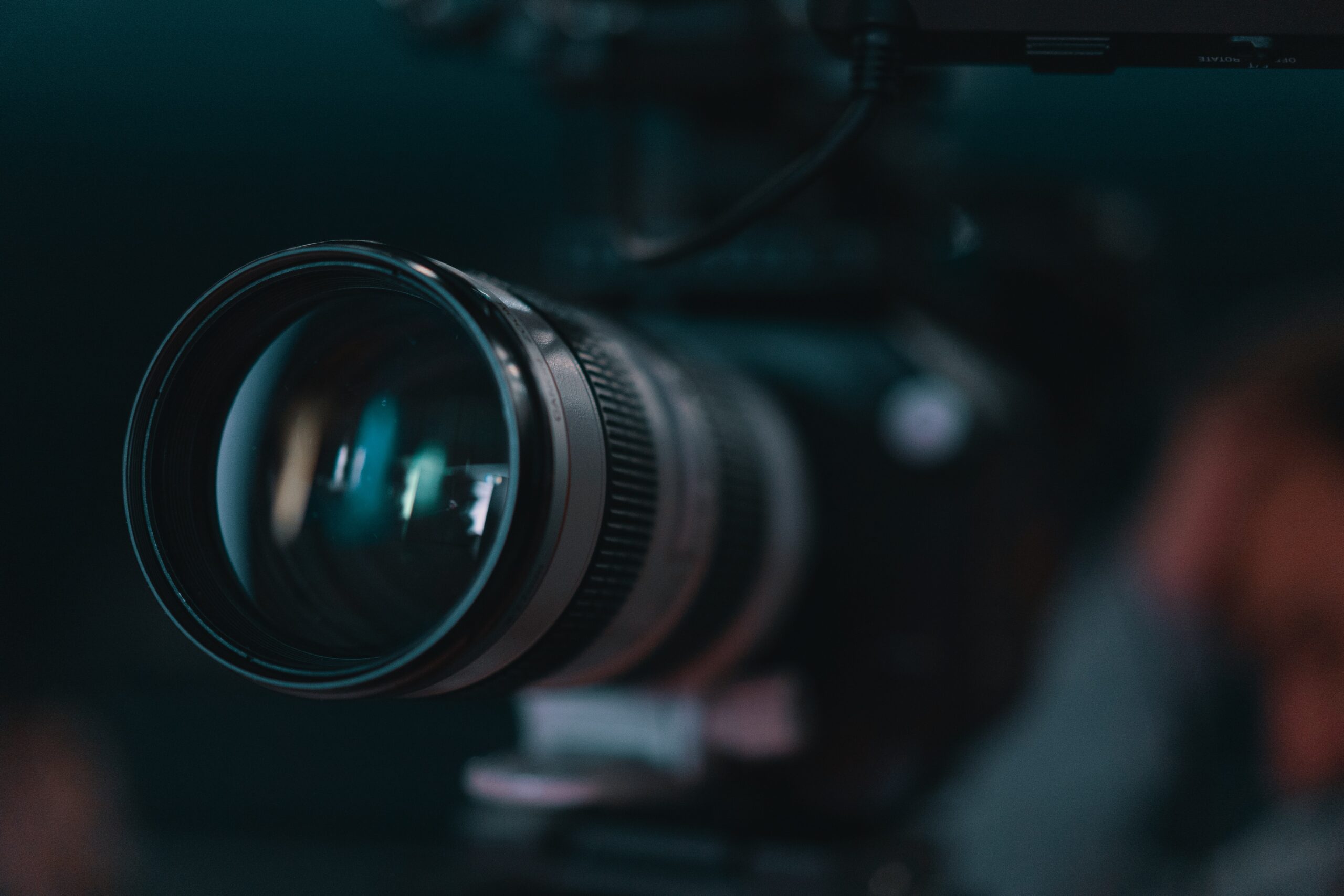 649a8833031a3bcf25e2acb0_ross-sneddon-0MBt0sGU8UA-unsplash-scaled